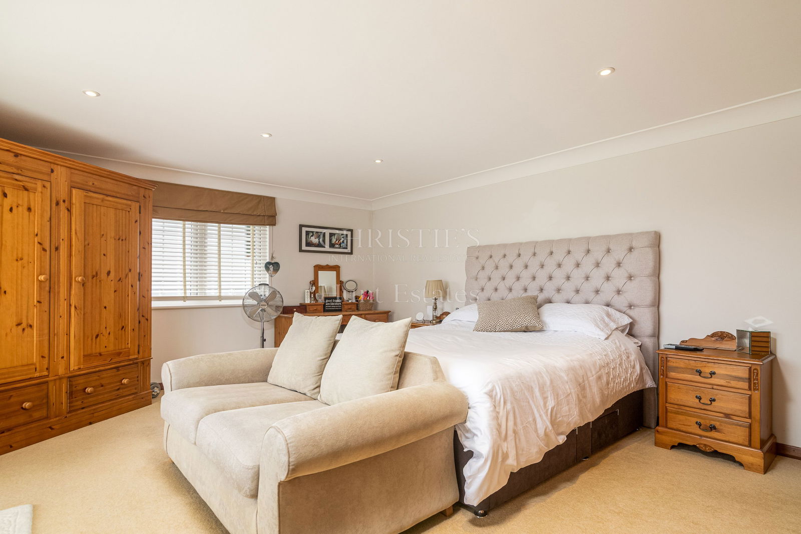4 Bedroom Single Family Home/House's Image 15