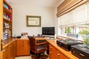 Substantial 4 Bedroom Dormer Bungalow In A Delightful Rural Setting