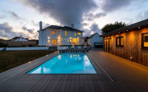 Detached Modern Residence Just A Short Walk To The Sea