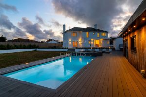 Detached Modern Residence Just A Short Walk To The Sea