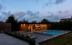 Detached Modern Residence Just A Short Walk To The Sea