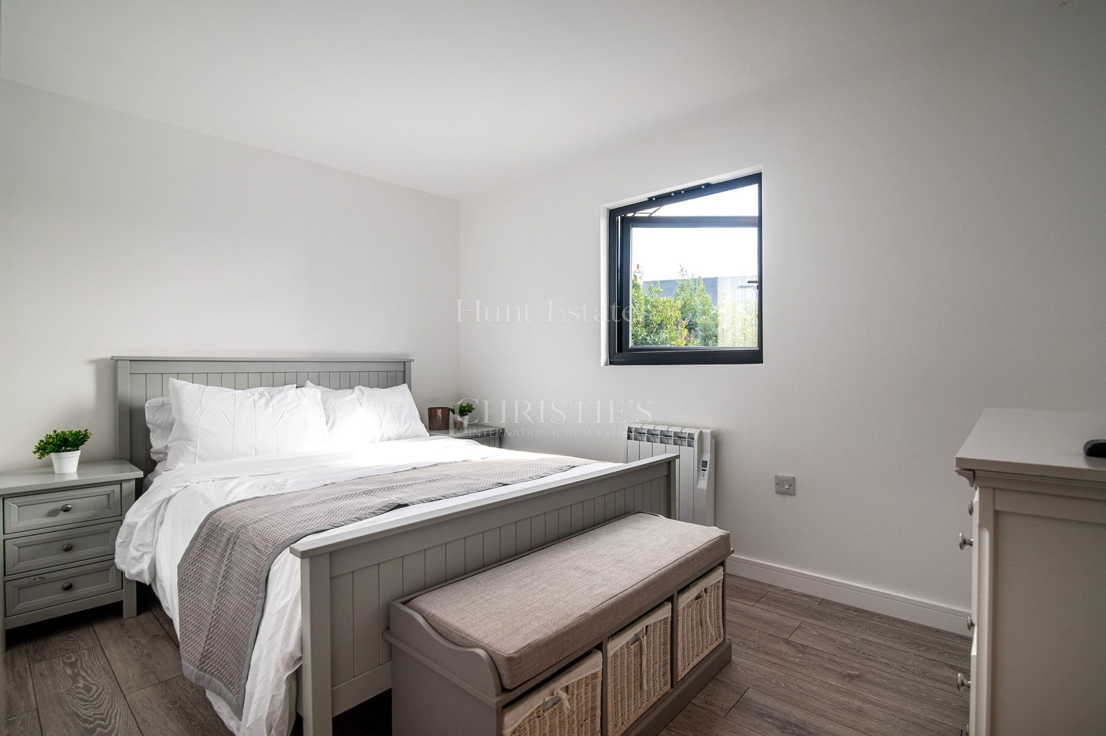 4 Bedroom Single Family Home/House's Image 27