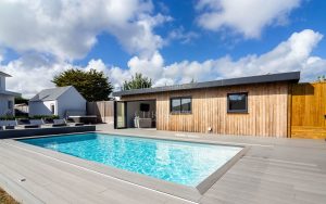 Detached Modern Residence Just A Short Walk To The Sea