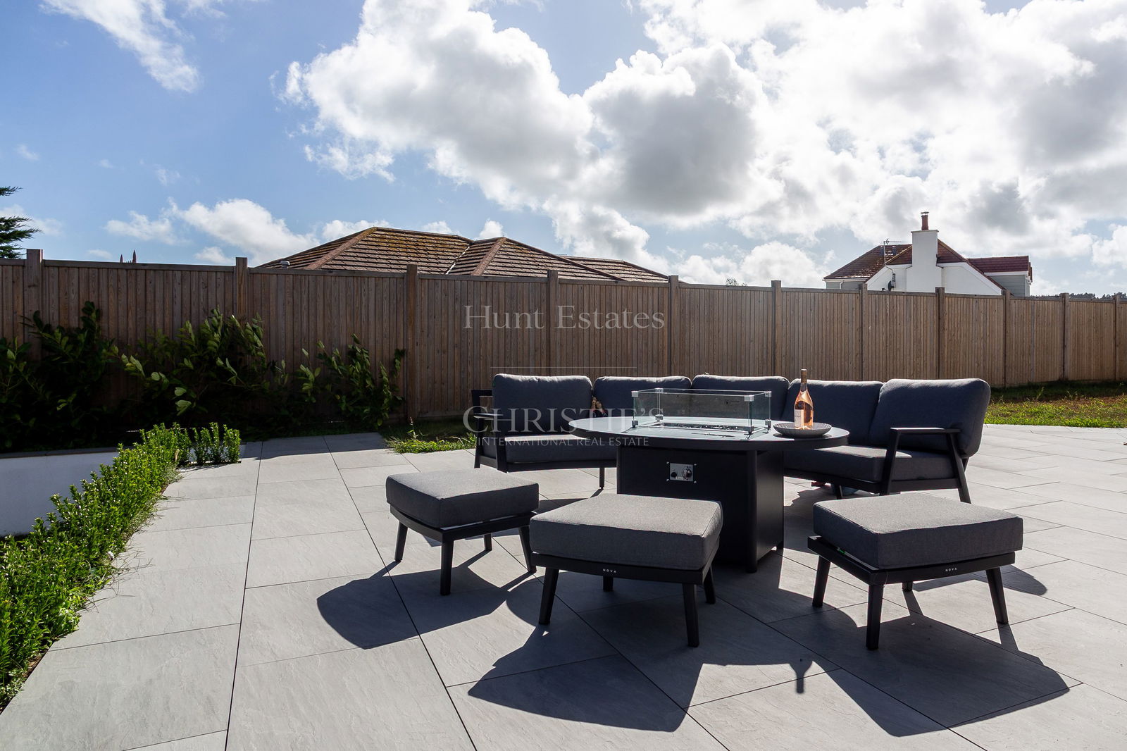 4 Bedroom Single Family Home/House's Image 4