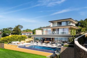 Luxurious New Home In Elevated Position Overlooking St Aubin&rsquo;s Bay