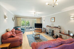 Detached Five Bedroom Family Home