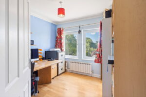 Detached Five Bedroom Family Home