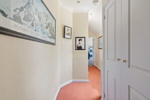 Detached Five Bedroom Family Home