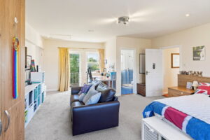 Detached Five Bedroom Family Home