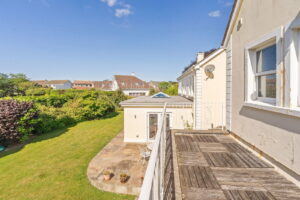 Detached Five Bedroom Family Home