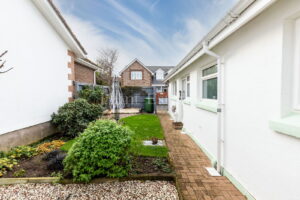 Two bedroom Bungalow in Quiet Location