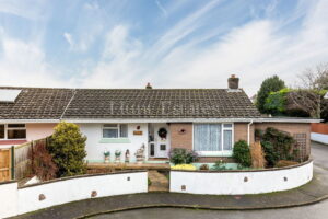 Two bedroom Bungalow in Quiet Location