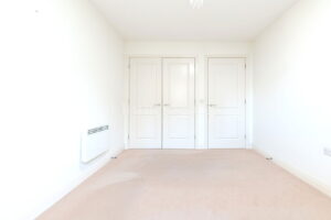 L&rsquo; Hermitage Apartment with Balcony and Parking