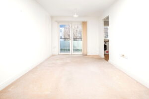 L&rsquo; Hermitage Apartment with Balcony and Parking