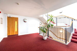 L&rsquo; Hermitage Apartment with Balcony and Parking