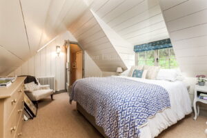 RURAL DETACHED GRANITE COTTAGE WITH LARGE GARDENS, ORCHARD AND LAND