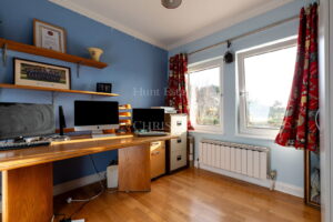 Detached Five Bedroom Family Home