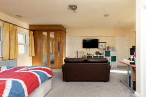 Detached Five Bedroom Family Home