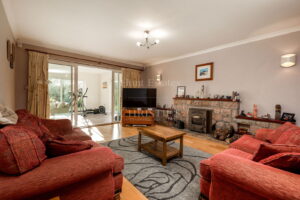 Detached Five Bedroom Family Home