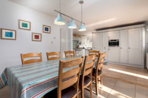 Detached Five Bedroom Family Home