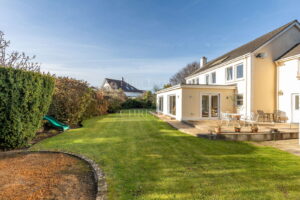 Detached Five Bedroom Family Home