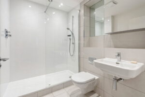 Three Bedroom Apartment With Sea Views