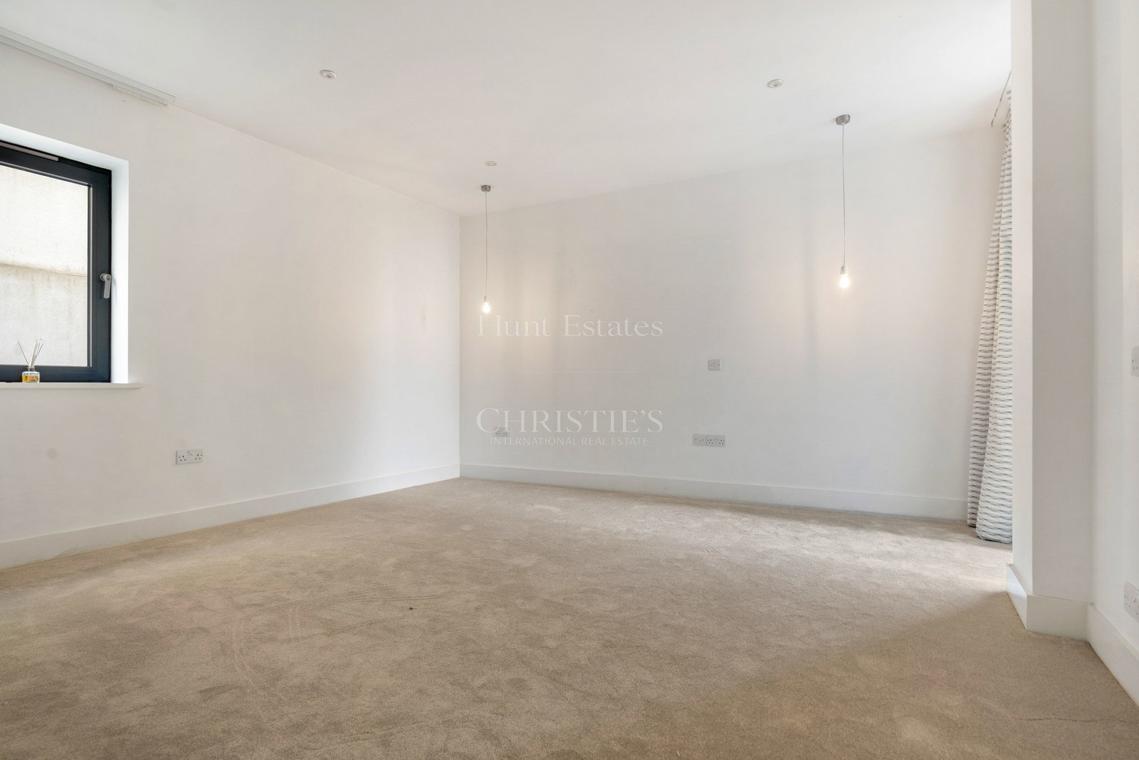 3 Bedroom Apartment/Flat's Image 10