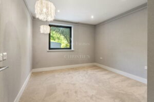 Three Bedroom Apartment With Sea Views