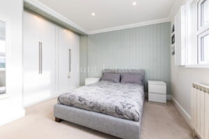 Three Bedroom Family Home In Longueville