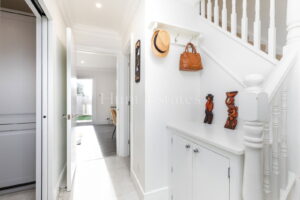 Three Bedroom Family Home In Longueville