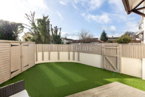 Three Bedroom Family Home In Longueville