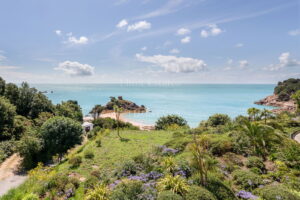 Three Bedroom Apartment With Sea Views