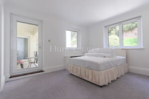 Spacious Apartment in Luxurious Development in St. Brelade&rsquo;s Bay