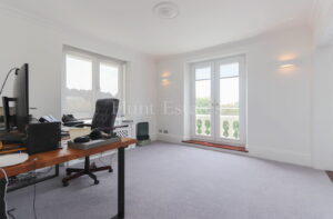 Spacious Apartment in Luxurious Development in St. Brelade&rsquo;s Bay