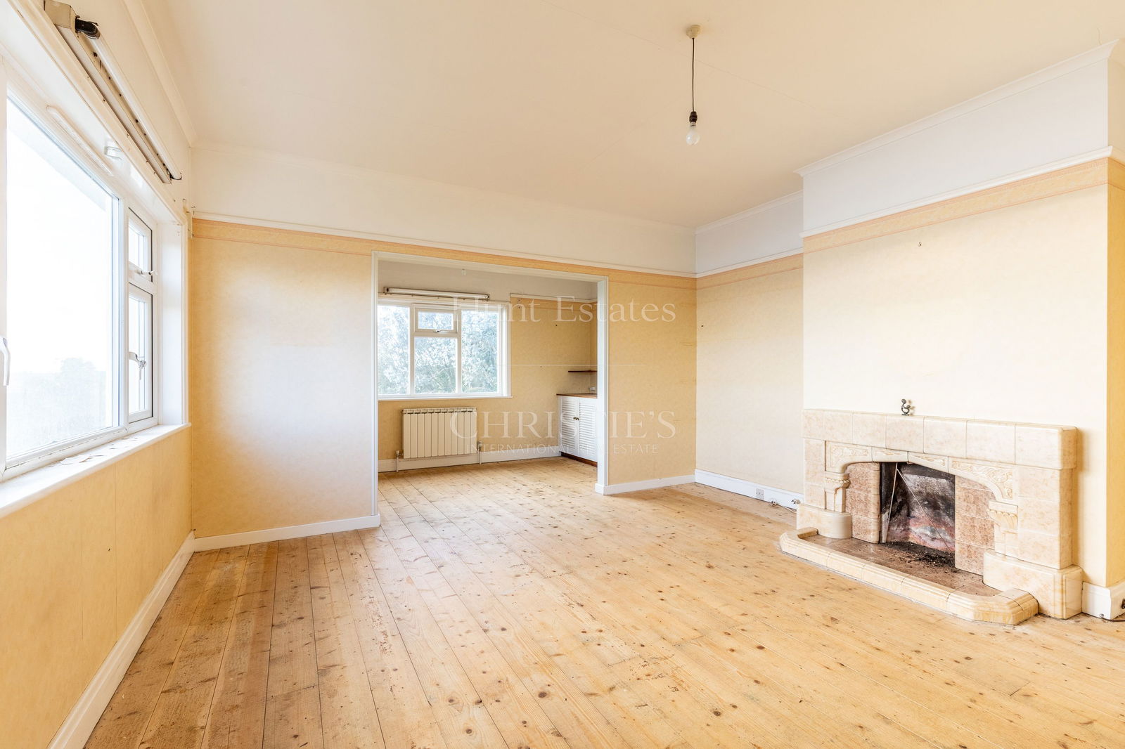4 Bedroom Single Family Home/House's Image 10