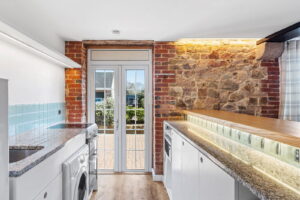 Ground Floor Country Apartment With Two Parking Spaces