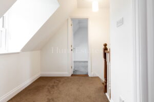 Four Bedroom, Three Bathroom Town House With Single Garage &nbsp;