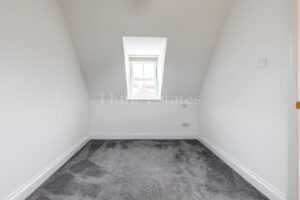 Four Bedroom, Three Bathroom Town House With Single Garage &nbsp;