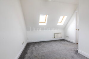 Four Bedroom, Three Bathroom Town House With Single Garage &nbsp;