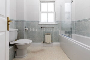 Four Bedroom, Three Bathroom Town House With Single Garage &nbsp;