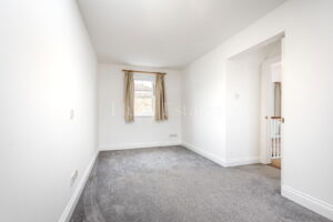 Four Bedroom, Three Bathroom Town House With Single Garage &nbsp;