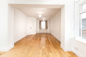 Four Bedroom, Three Bathroom Town House With Single Garage &nbsp;