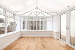 Four Bedroom, Three Bathroom Town House With Single Garage &nbsp;