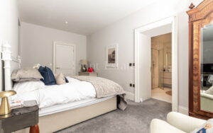 Elegant Apartment In Country Setting