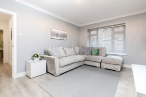 Modern Two-Bedroom First Floor Apartment