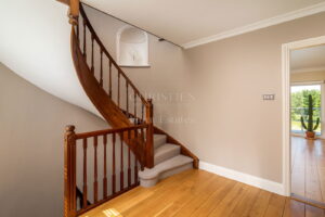 Impressive Detached House With Stunning Rural Views And Four Car Garaging