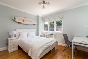 Impressive Detached House With Stunning Rural Views And Four Car Garaging