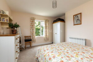 Detached Two Bedroom Cottage at La Bourg