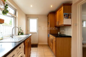 Detached Two Bedroom Cottage at La Bourg