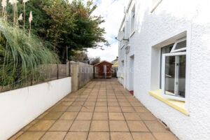 Detached Two Bedroom Cottage at La Bourg